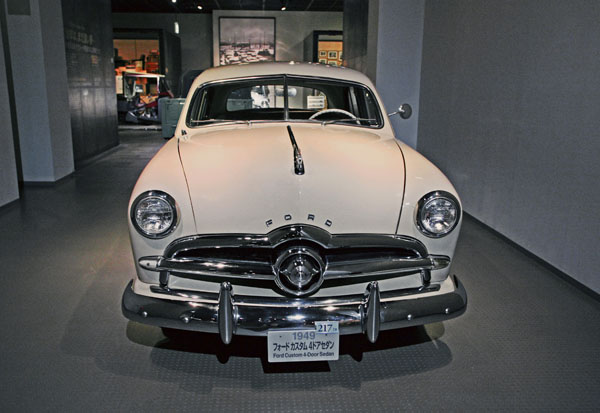 49-2a 12-04-21_290 1949 Ford Custom 4dr Sedan.JPG